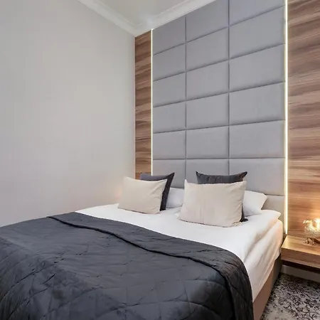 Classy Cracow Apartments Rakowicka By Noclegi Renters Krakow Exterior photo