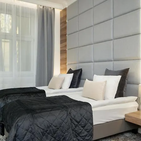 Classy Cracow Apartments Rakowicka By Noclegi Renters Krakow Exterior photo